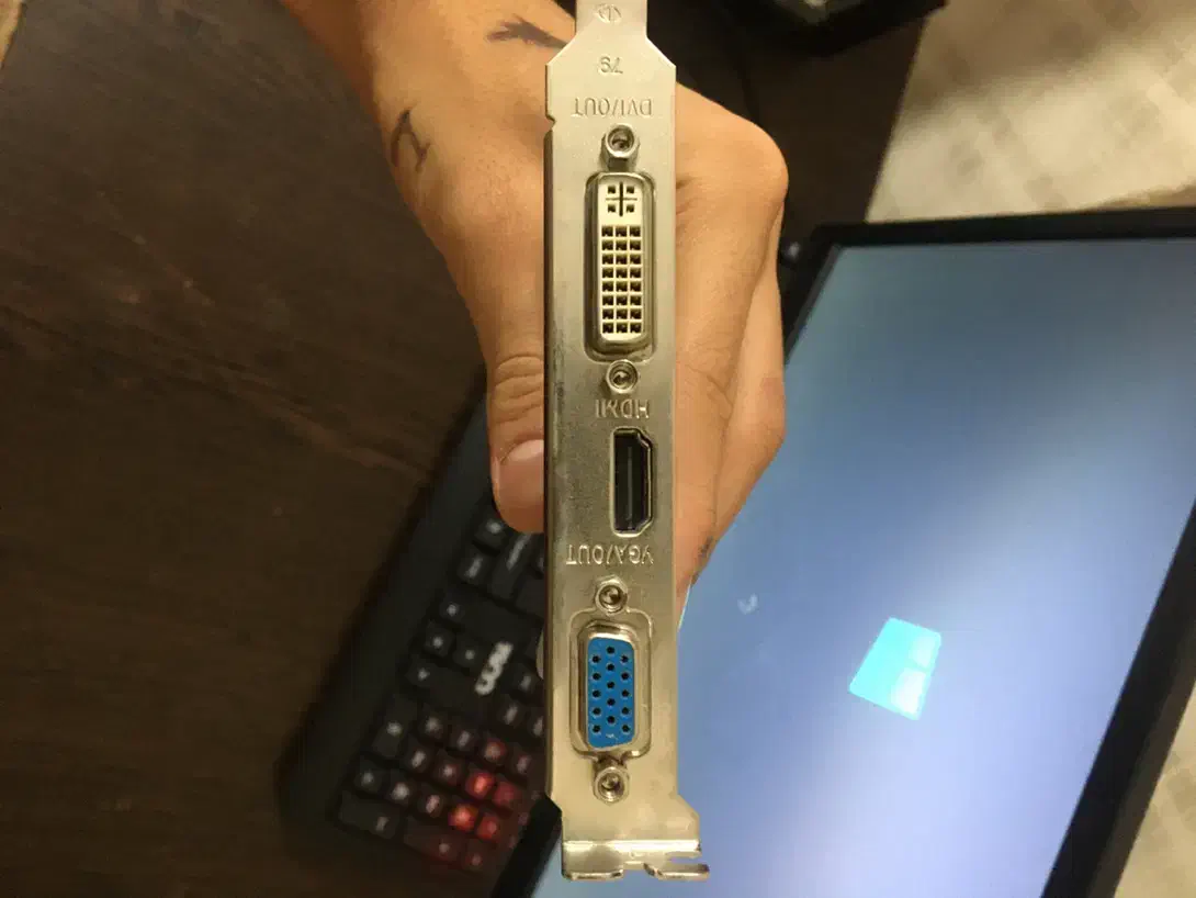 کارت گرافیک NVIDIA GeForce 210 سالم و آماده کار|قطعات و لوازم جانبی رایانه|هشتگرد, فاز ۲ مهستان|دیوار