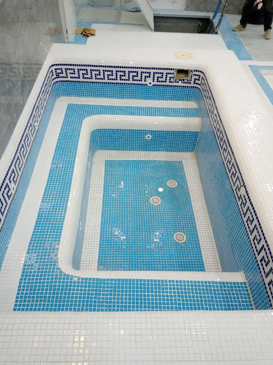 اجرای استخر،جکوزی|خدمات پیشه و مهارت|بهبهان, |دیوار