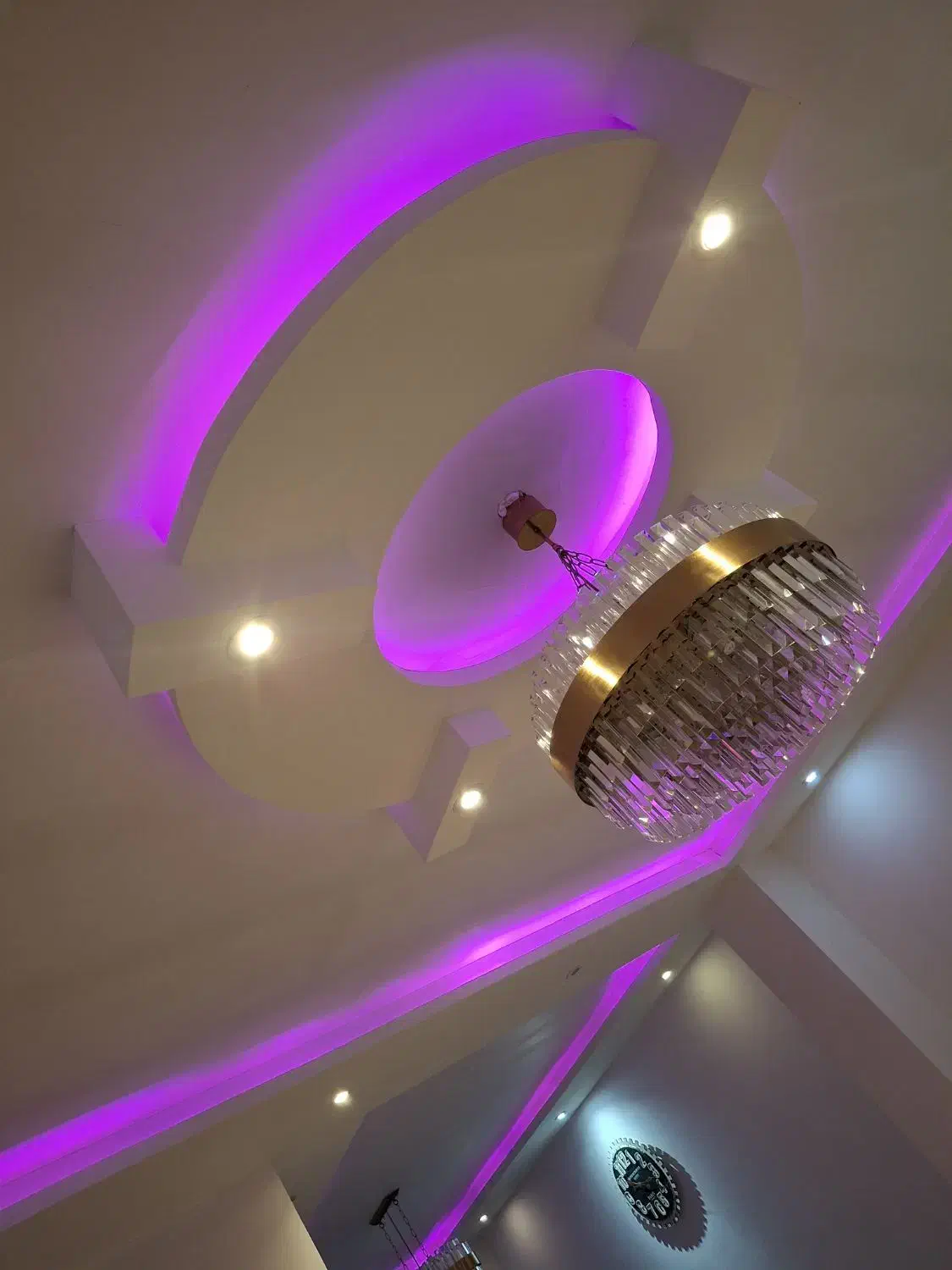 شلنگی|ریسه و چراغ تزئینی|رشت, کوی جام جم|دیوار