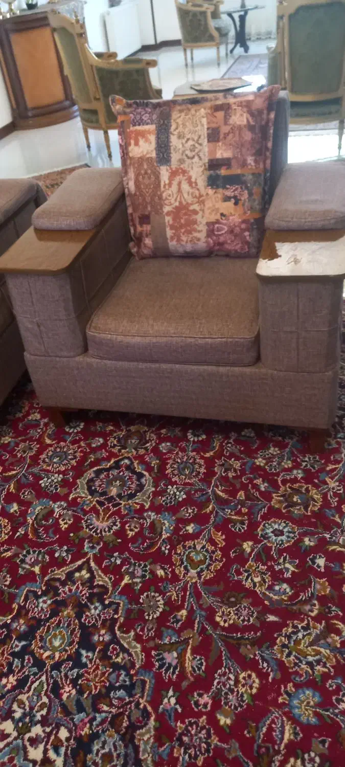 مبل راحتی ۷ نفره دو رو رزر قیمت|مبلمان خانگی و میز عسلی|هشتگرد, فاز ۲ مهستان|دیوار