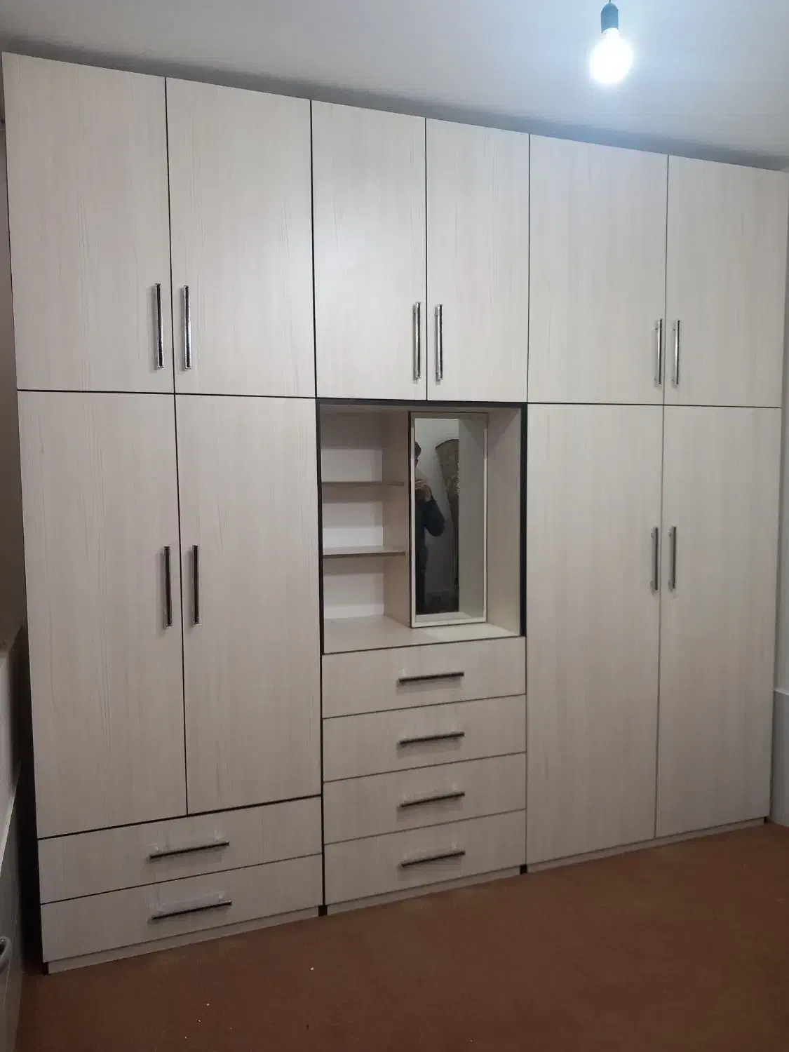 اشکاف|جاکفشی، کمد، دراور|اصفهان, عاشق‌آباد|دیوار