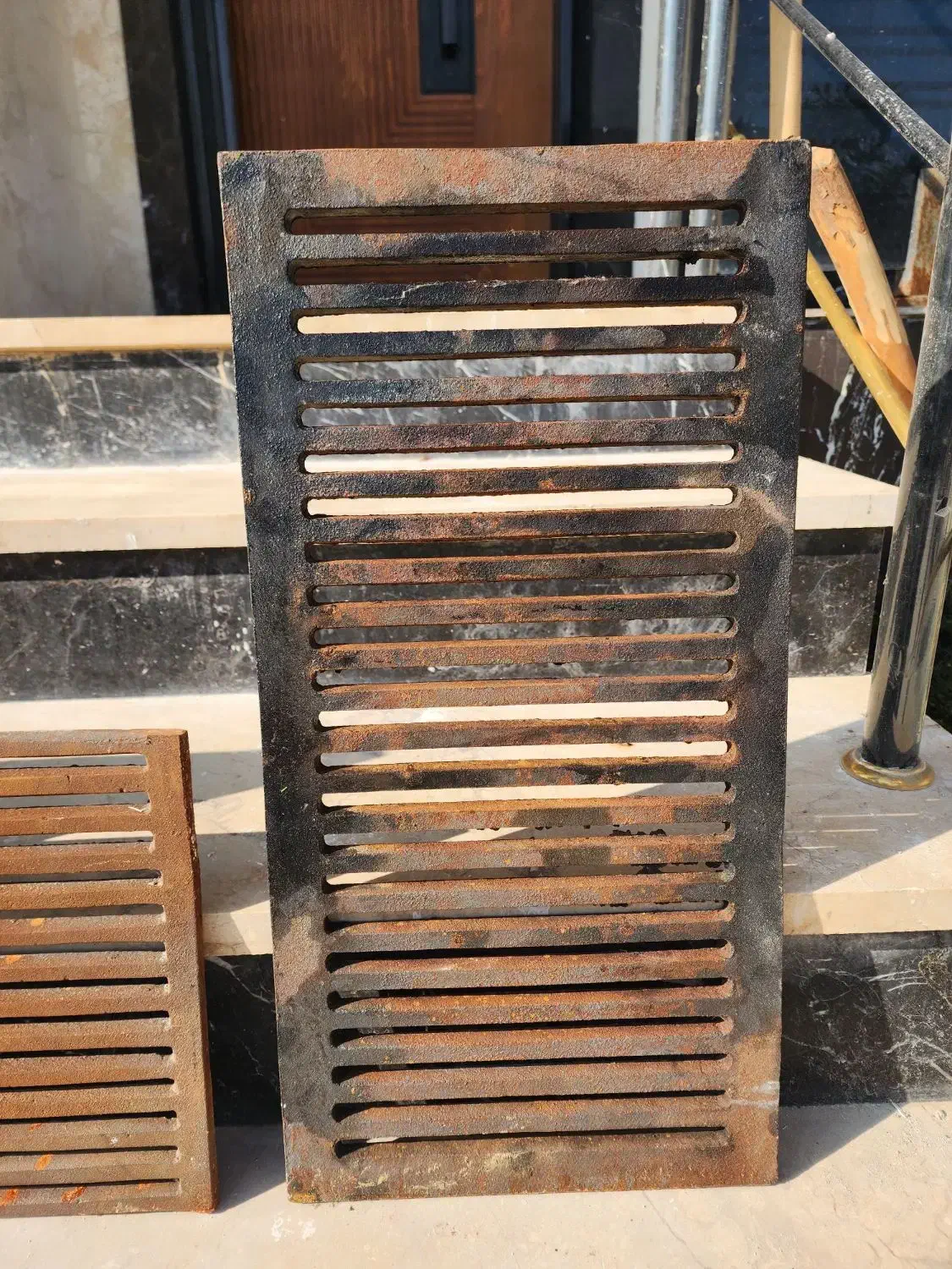 چدن استیک و چدن گریل|ظروف پختوپز|آمل, |دیوار