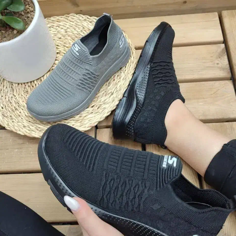 تعدادی کفش نو اسپرت|کیف، کفش، کمربند|شیراز, سیاه سنگ|دیوار