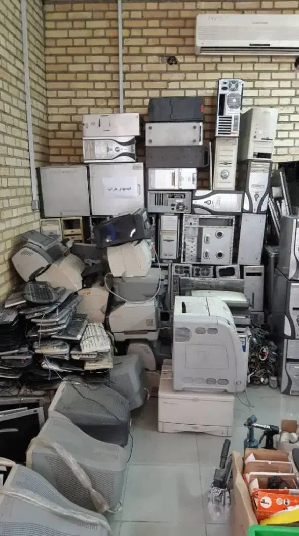 جمع آوری ‌وخرید کیس و مانیتور های سوخته و قدیمی|قطعات و لوازم جانبی رایانه|دزفول, |دیوار