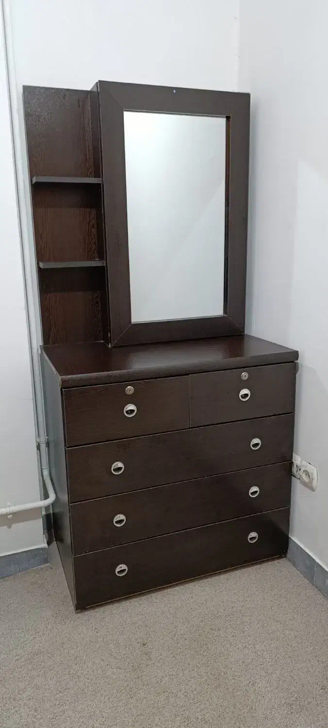 کمد دراور|جاکفشی، کمد، دراور|رشت, دیانتی|دیوار