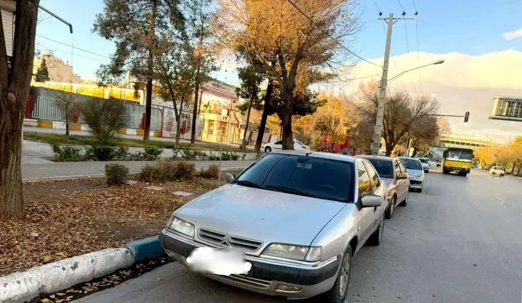 زانتیا ۲۰۰۰ مدل ۸۴ سرسیلندر ۱۰ بزرگ|خودرو سواری و وانت|اصفهان, درب کوشک|دیوار