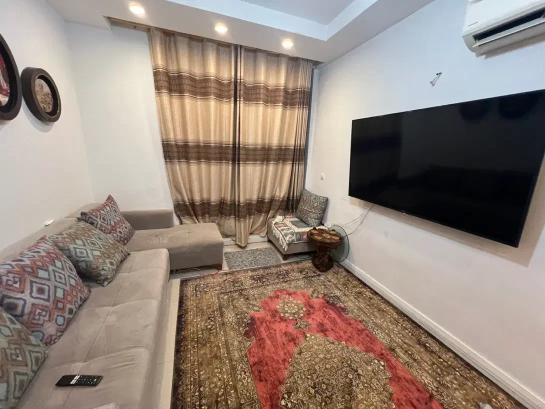 مبل|مبلمان خانگی و میز عسلی|کیش, |دیوار