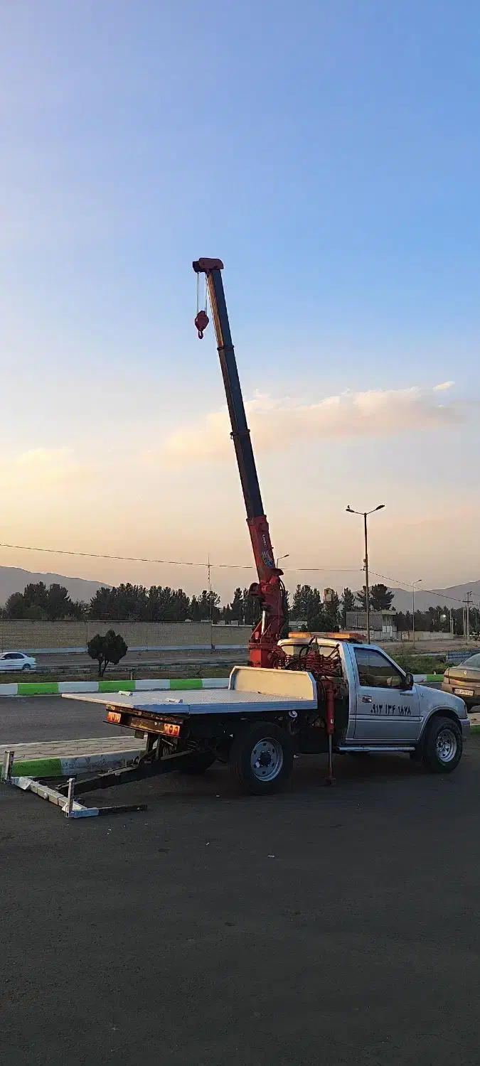 نیسان جرثقیل یدک کش|خودرو سواری و وانت|لنجان, |دیوار