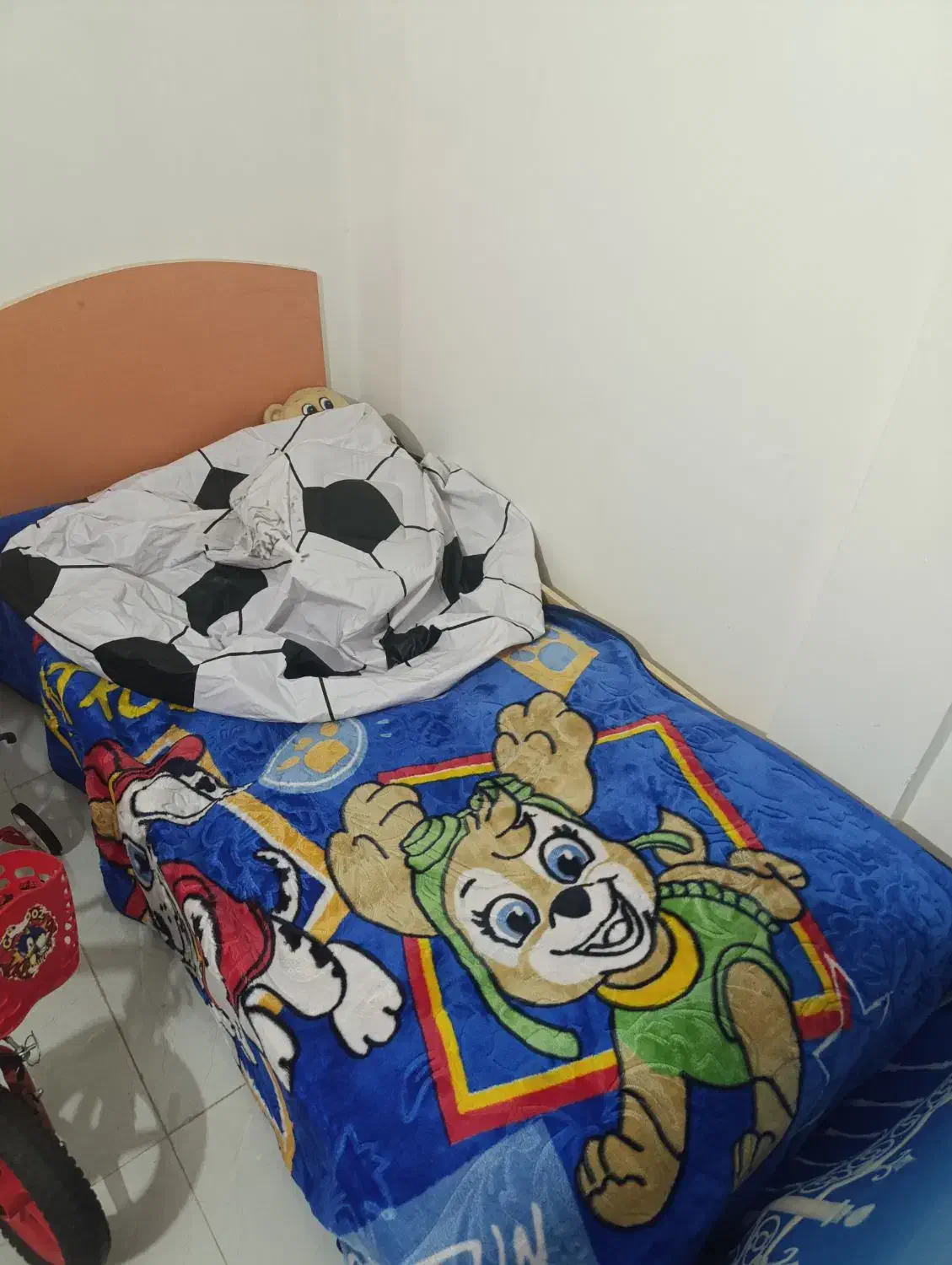 تخت نوجوان|تخت و صندلی بچه|مشهد, کشف|دیوار