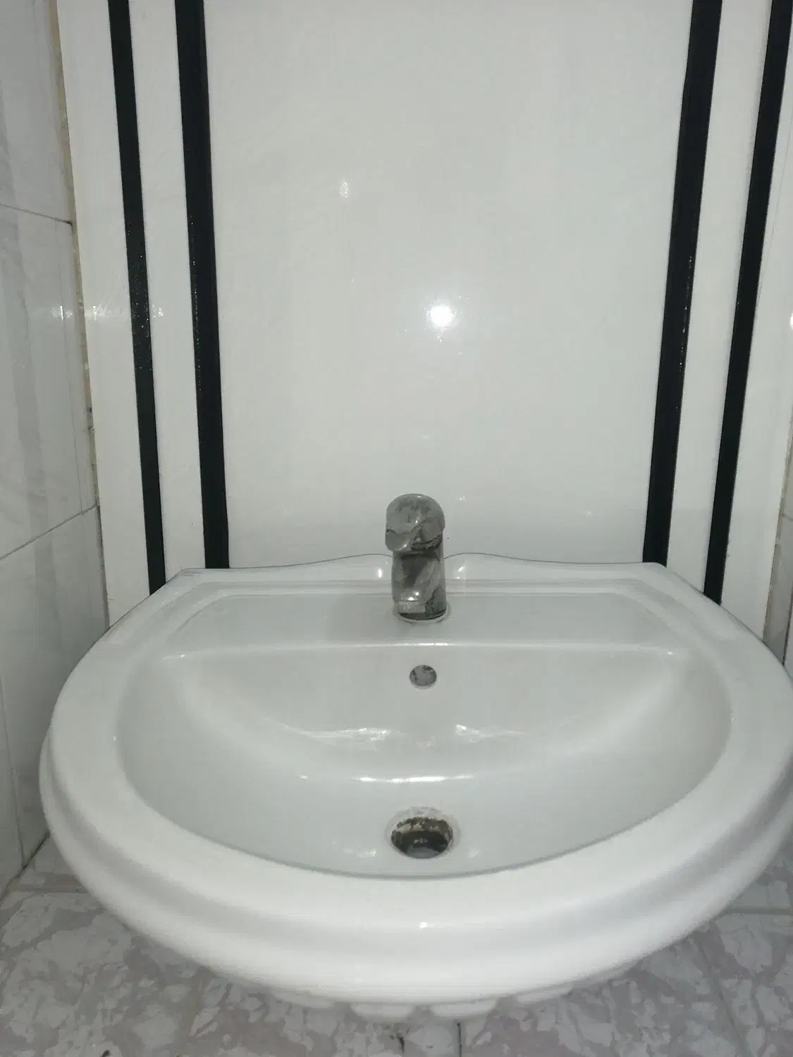 آیینه و روشویی|لوازم سرویس بهداشتی|ری, دیلمان|دیوار