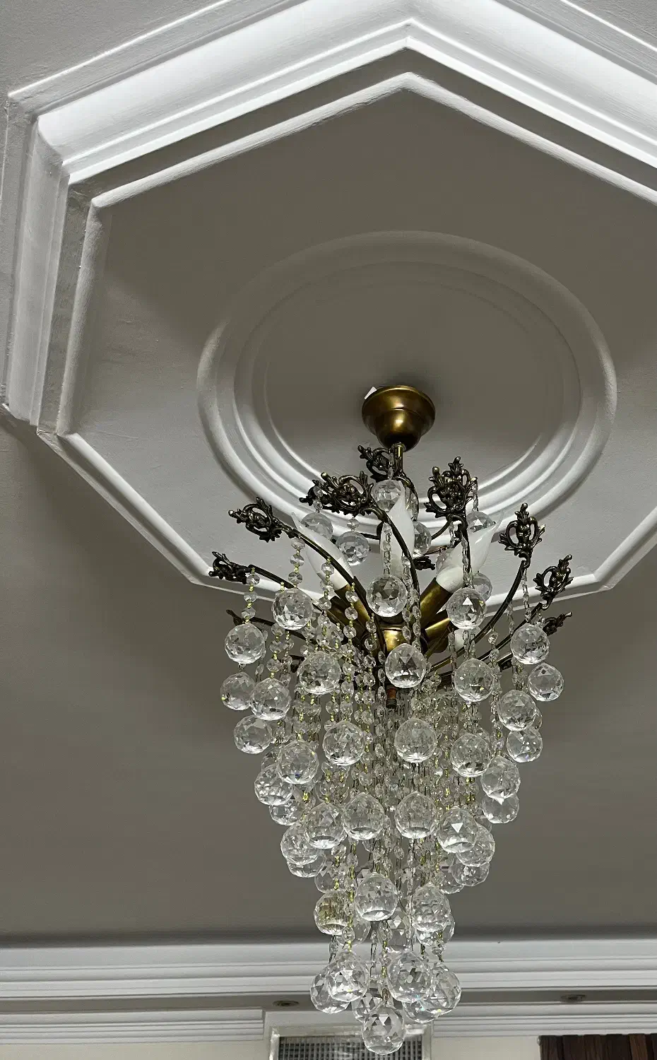 لوستر ۸ شاخه|لوستر و چراغ آویز|تهران, گرگان|دیوار