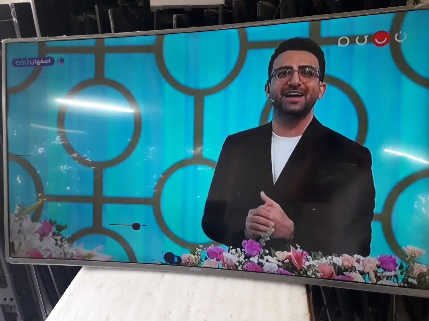 تلوزیون ال ای دی ۵۵ اینج منحنی LED ق مناسب|تلویزیون و پروژکتور|قم, شاه ابراهیم|دیوار