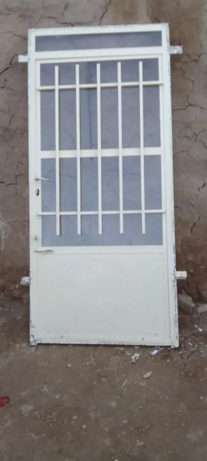 در اهنی  نو ۲۵ کبلو|مصالح و تجهیزات ساختمان|زنجان, |دیوار