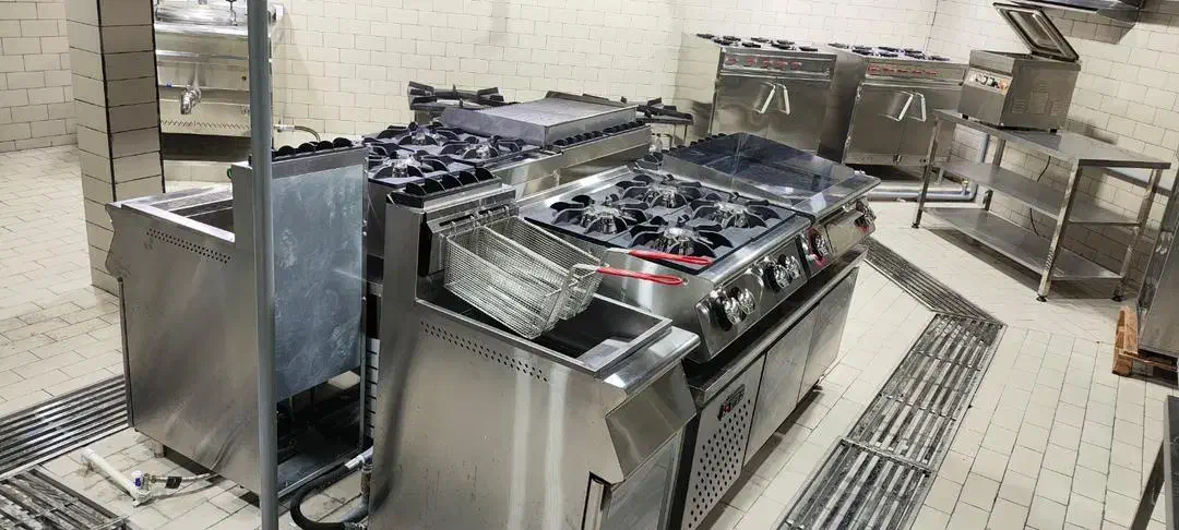 تعمیرات تجهیزاتآشپزخانه‌های صنعتی|کافی‌شاپ و رستوران|اصفهان, قهجاورستان|دیوار