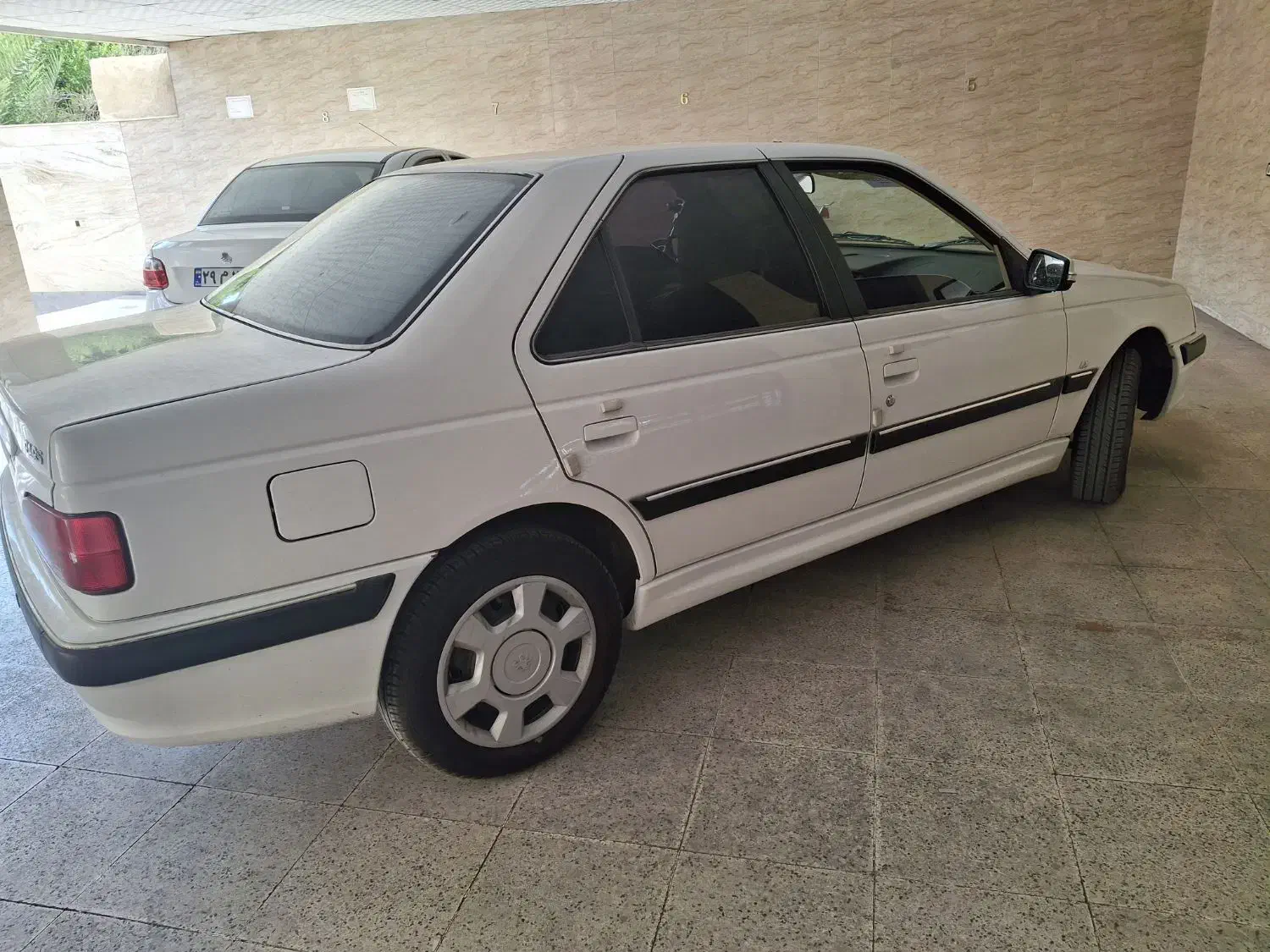 پژوپارس تیوفایوتحویل۲۵ اسفند  ۴۰۱ کارکرد ۱۸۰۰۰|خودرو سواری و وانت|شیراز, شهرک سراج‎|دیوار