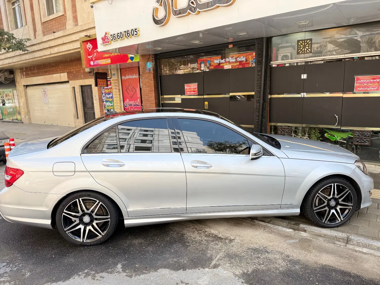بنز C200 مدل ۲۰۱۴ فول بیرنگ درجه یک|خودرو سواری و وانت|تهران, نیروی هوایی (پیروزی)|دیوار