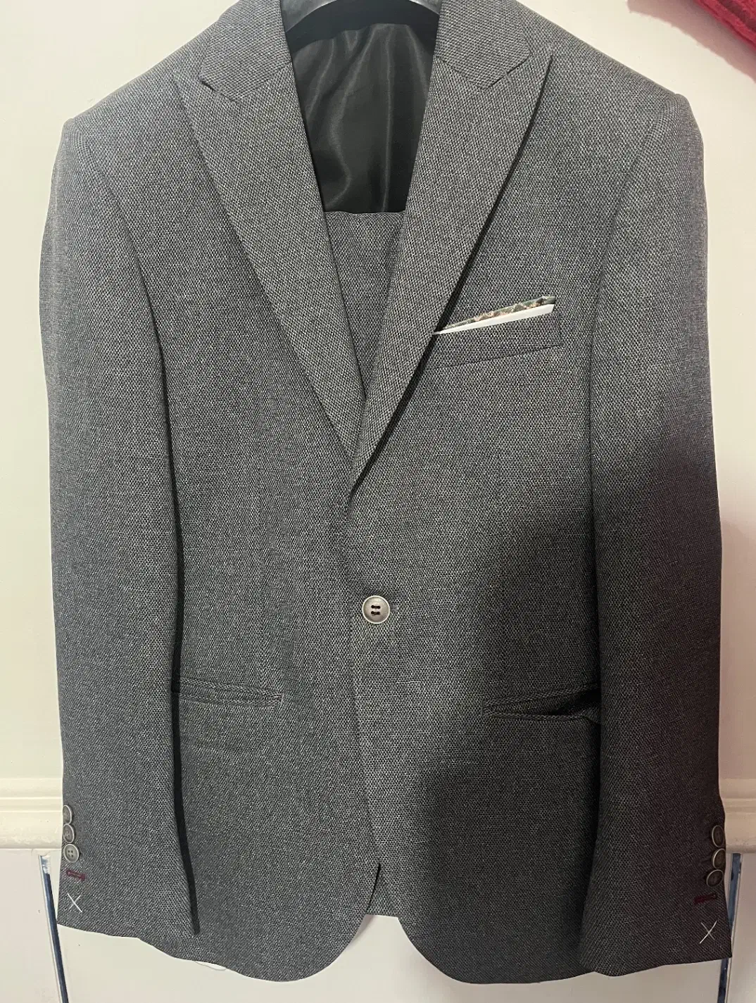 کت و شلوار نو نو بهترین جنس پارچه زیر قیمت|لباس|فیروزآباد (فارس), |دیوار