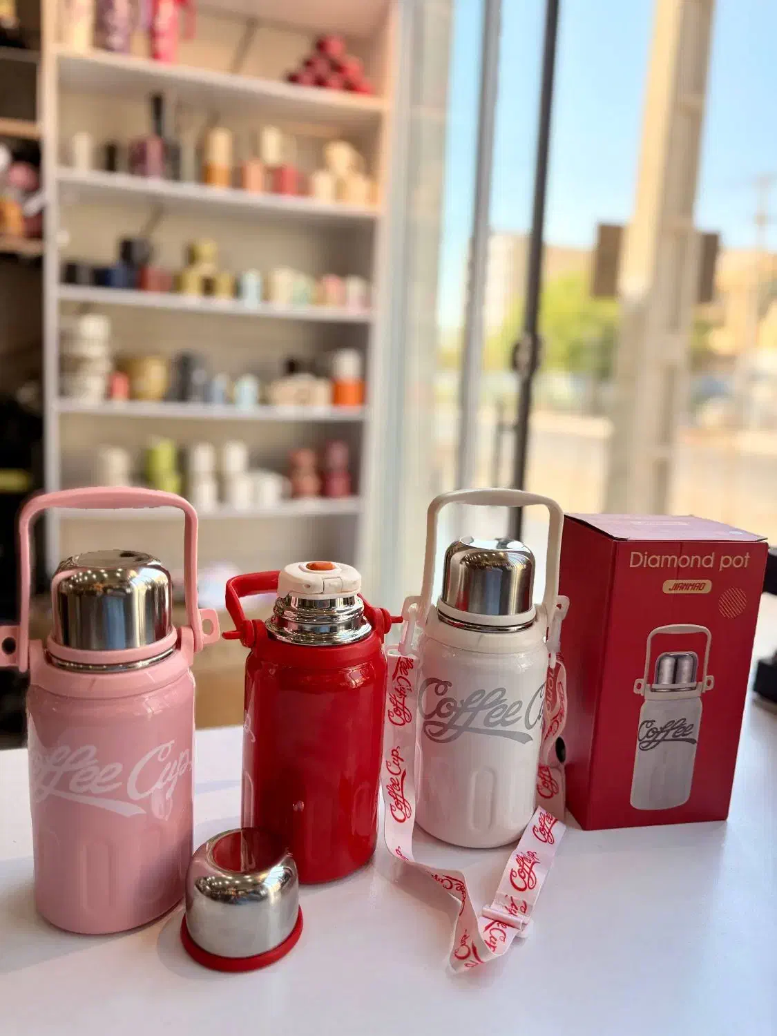 فلاکس و تراول|ظروف نگهدارنده، پلاستیکی، یک‌بارمصرف|بندر گناوه, |دیوار