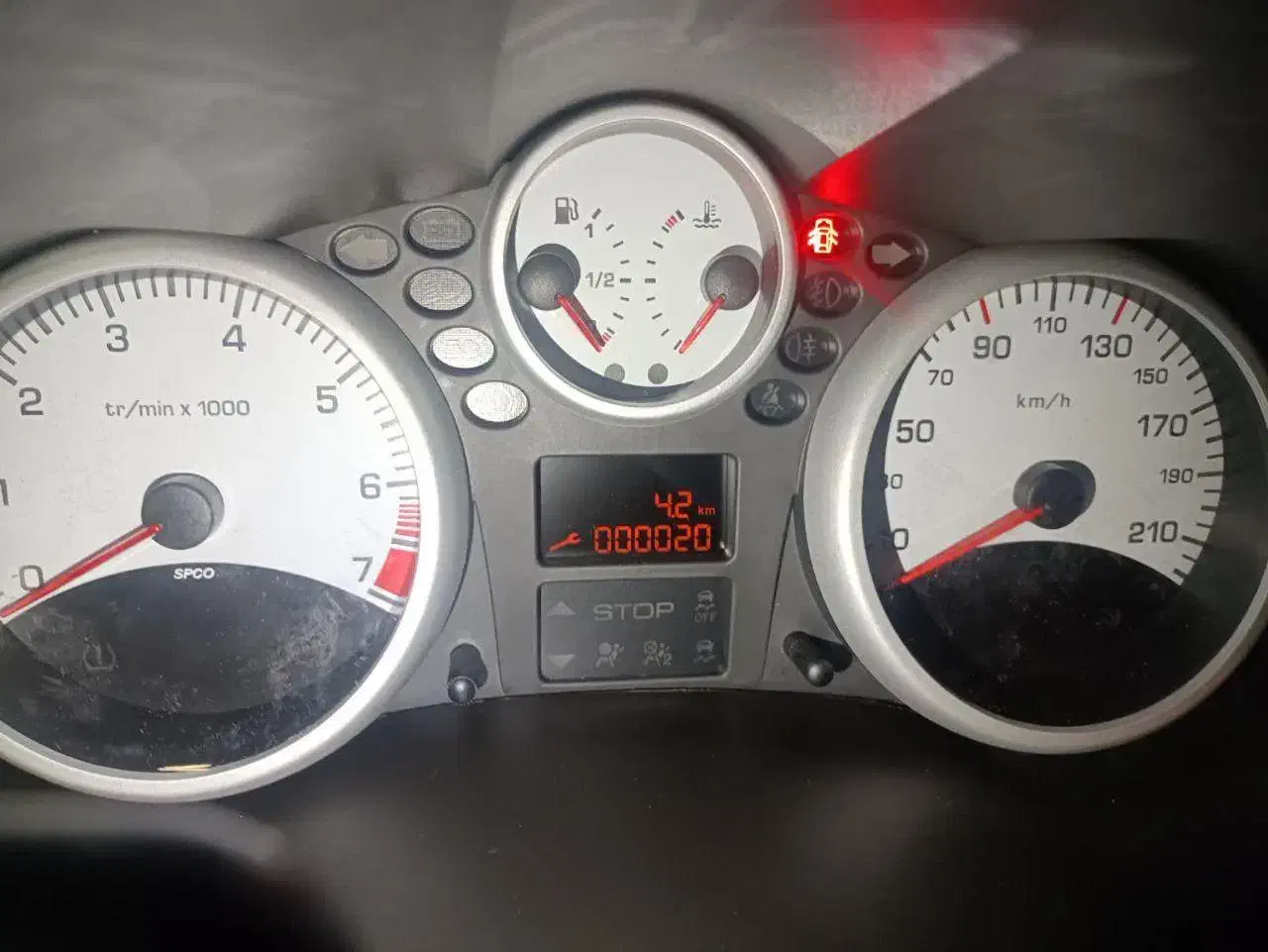 پژو 207i|خودرو سواری و وانت|اراک, |دیوار