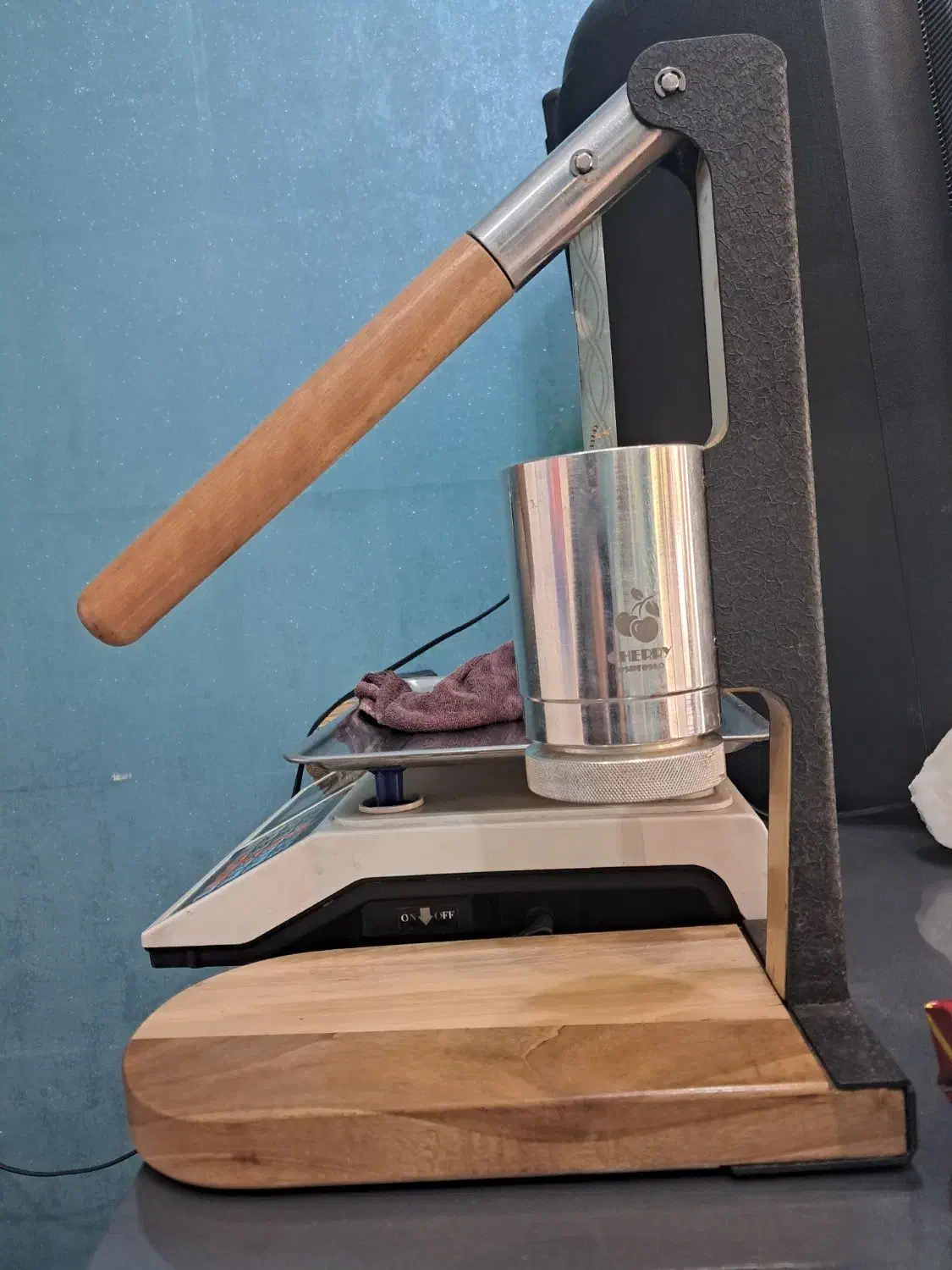 قهوه ساز اهرمی چری|سماور، چای‌ساز، قهوه‌ساز|اقلید, |دیوار