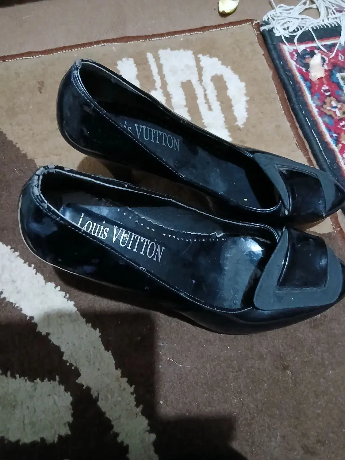 سلام|کیف، کفش، کمربند|اهواز, کمپلو جنوبی|دیوار