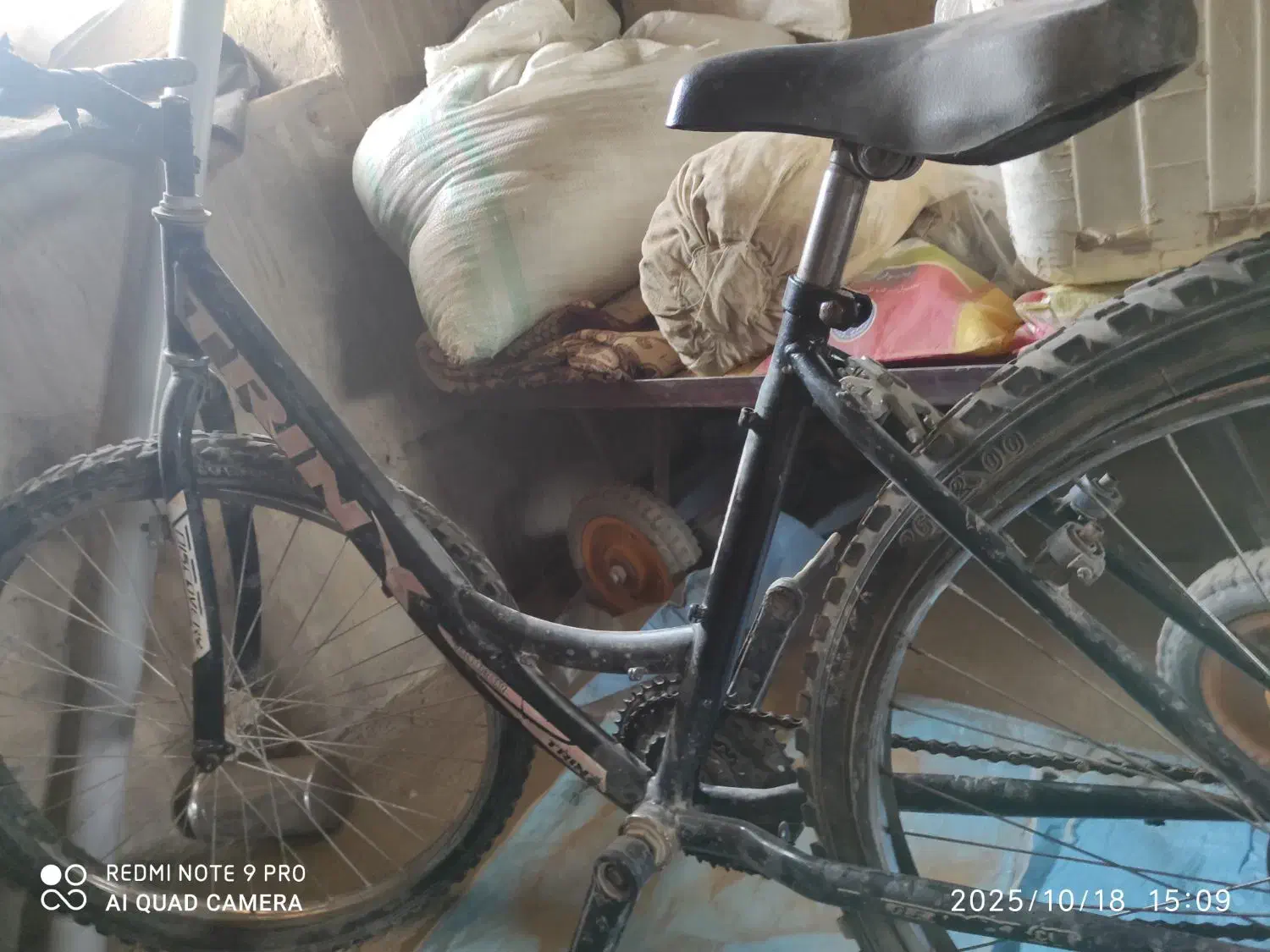 دوچرخه 26|دوچرخه، اسکیت، اسکوتر|زهک, |دیوار