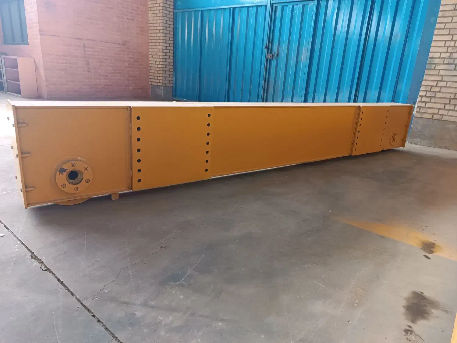 لوازم جرثقیل سقفی اعم از کلگی و چرخ|ماشین‌آلات صنعتی|زرندیه, |دیوار