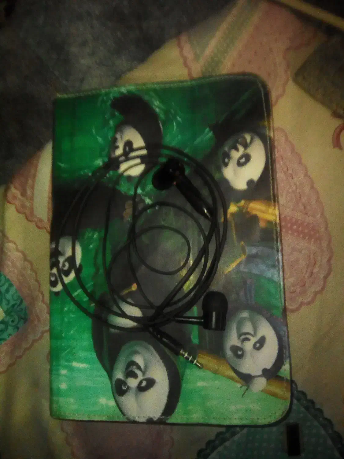 تبلت لنوو|تبلت|گنبد کاووس, |دیوار