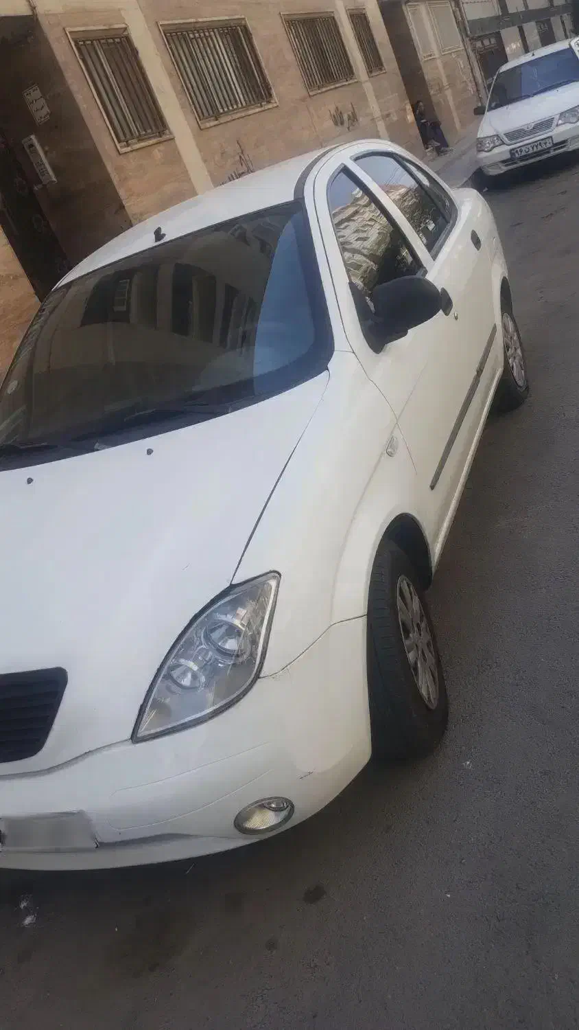 تیبا 98صندوقدار معاوضه با مدل پایینتر یا تصادفی|خودرو سواری و وانت|تهران, تهرانسر شمالی|دیوار