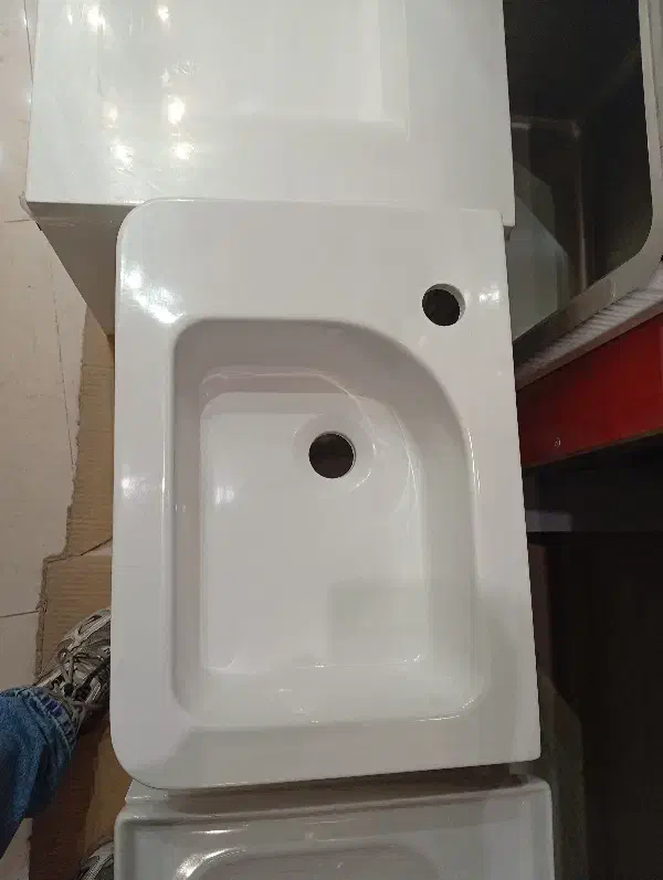 روشویی (مدل جدید)|لوازم سرویس بهداشتی|کاشان, فین کوچک|دیوار