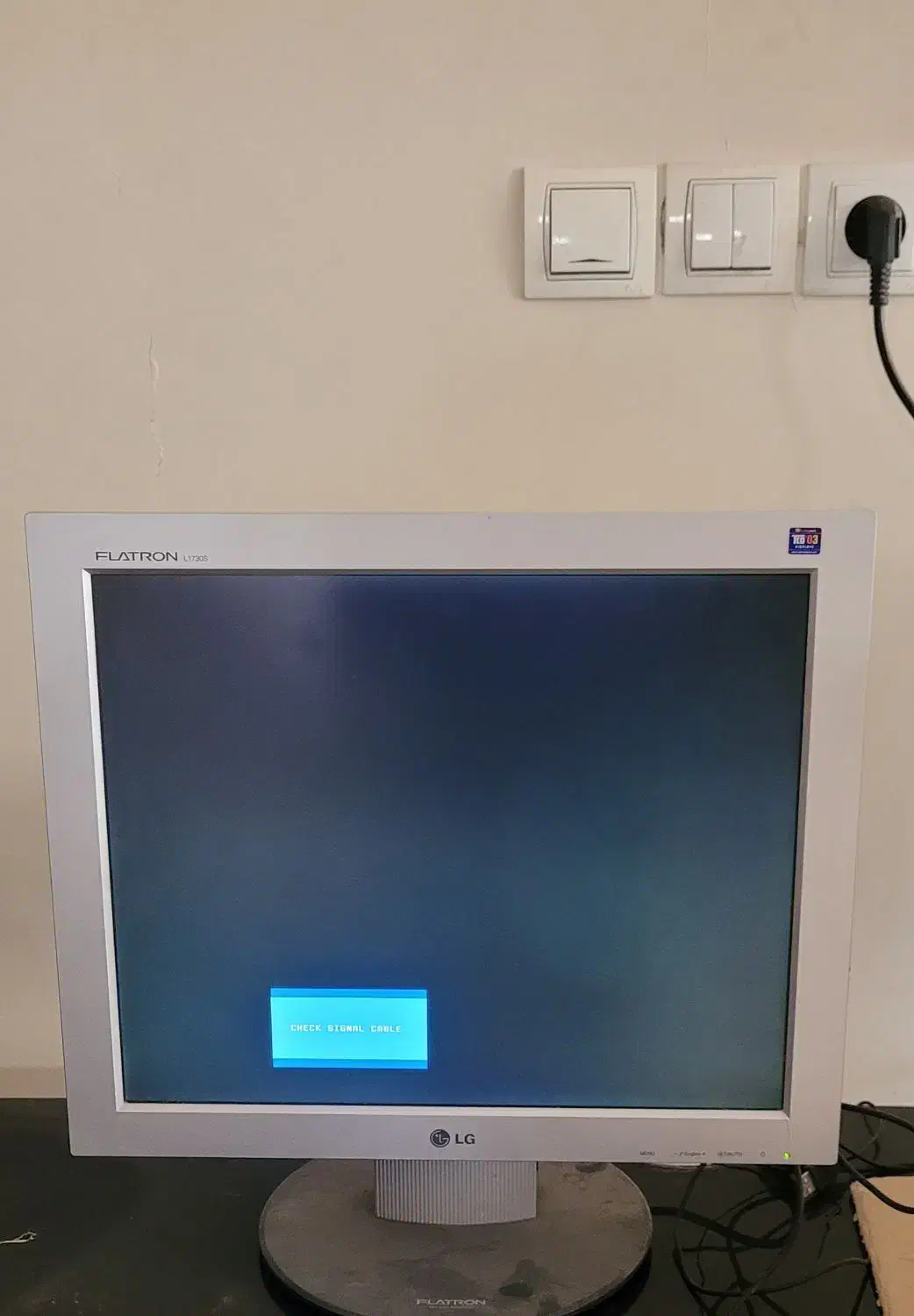 مانیتور ال جی|قطعات و لوازم جانبی رایانه|اصفهان, فرهنگیان|دیوار