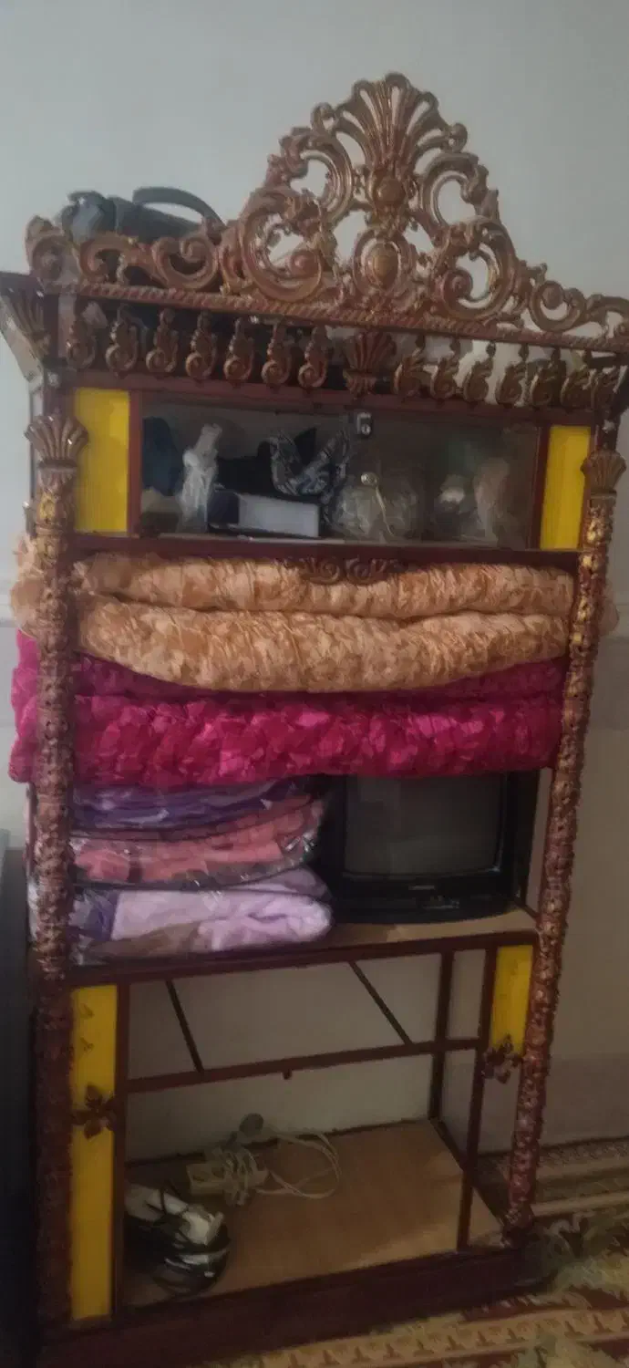 میز تلویزیون چوبی در حد نو|میز تلویزیون|ایرانشهر, |دیوار