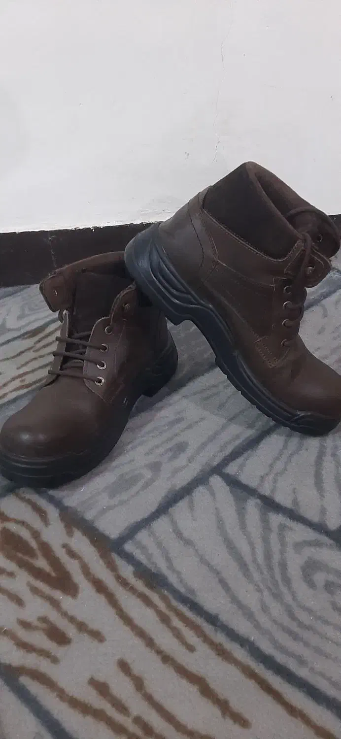 کفش کارسایز ۴۲نو چرم|کیف، کفش، کمربند|اهواز, گلدشت|دیوار
