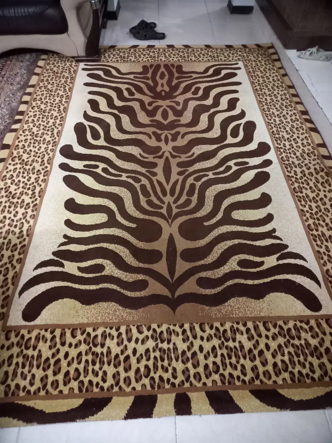 فرش فانتزی بسیار ضخیم|فرش|شاندیز, |دیوار