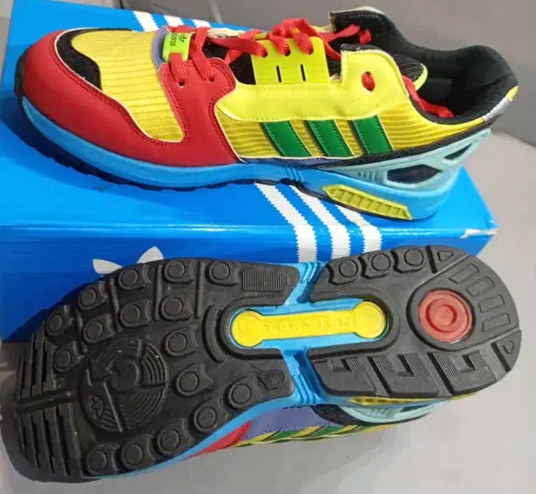 کتانی مردانه آدیداس(اصل)|کیف، کفش، کمربند|خرمآباد (تنکابن), |دیوار