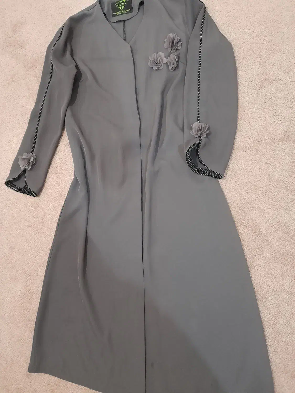 تعدادی مانتو|لباس|ملایر, |دیوار