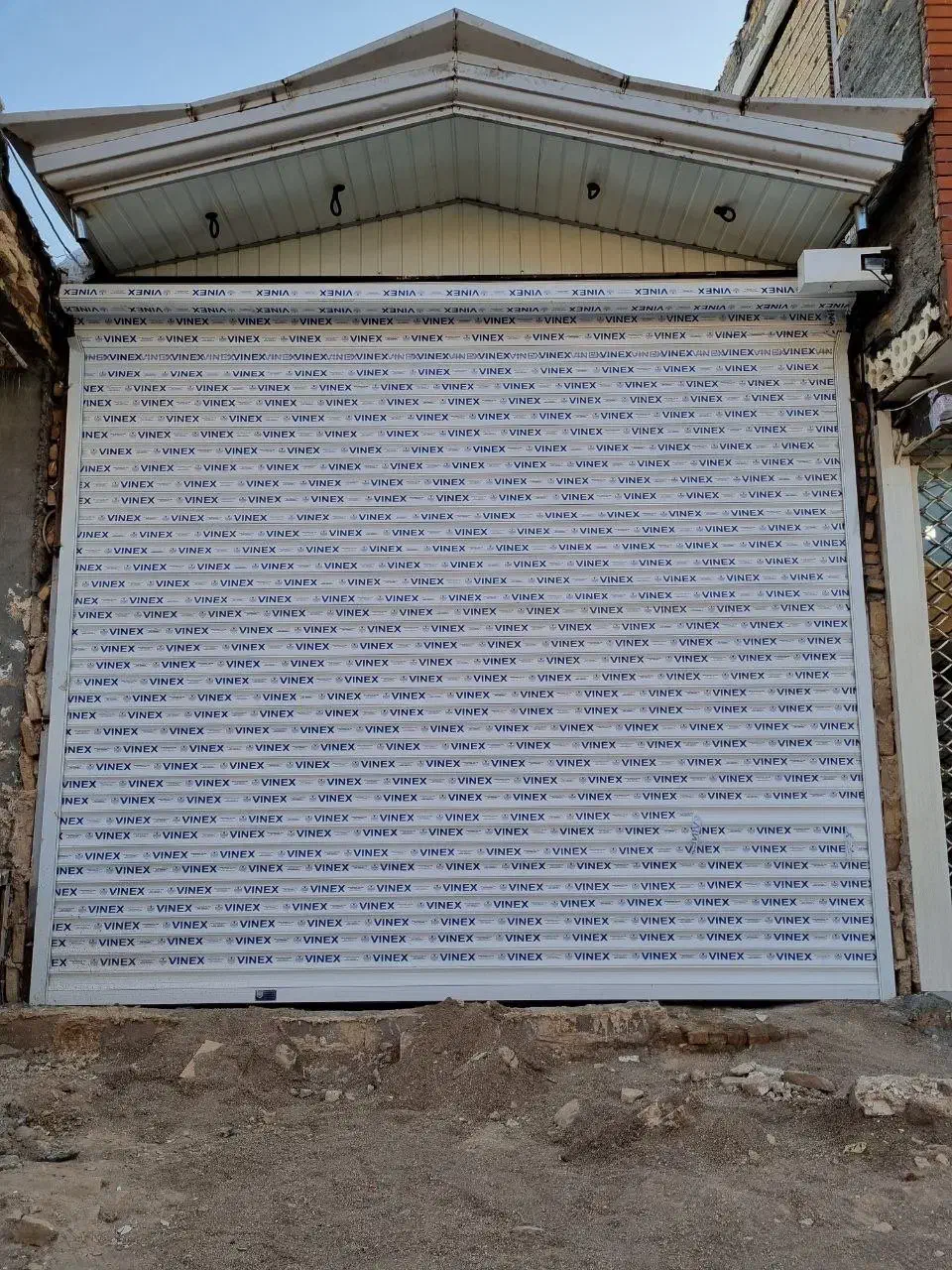 کرکره برقی و شیشه سکوریت نقد و اقساط|خدمات پیشه و مهارت|آستانه اشرفیه, |دیوار