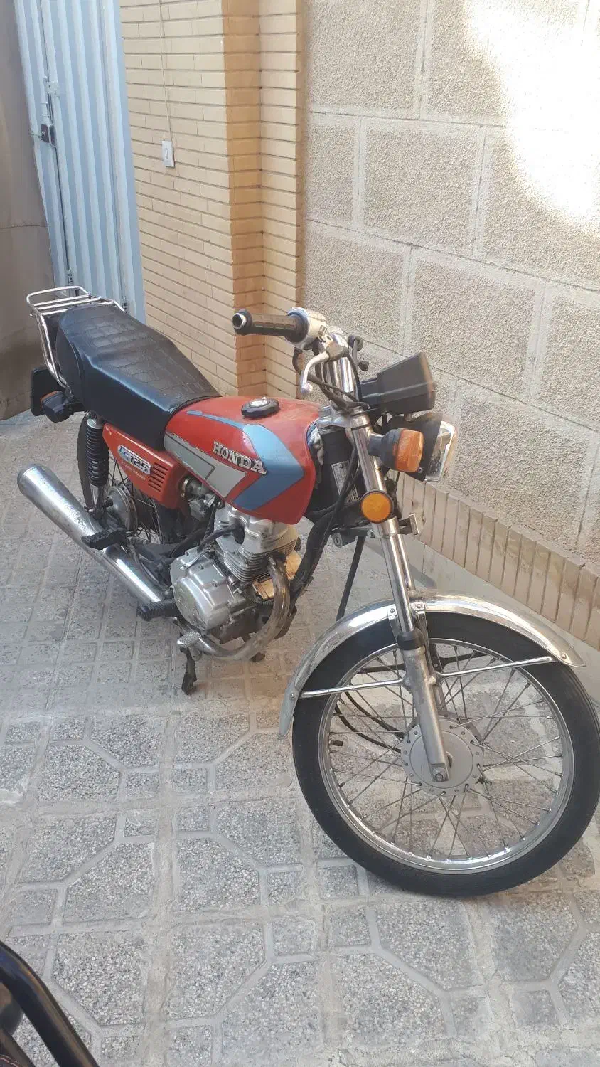 موتور ۱۲۵ساوین تمیز|موتورسیکلت|همدان, |دیوار