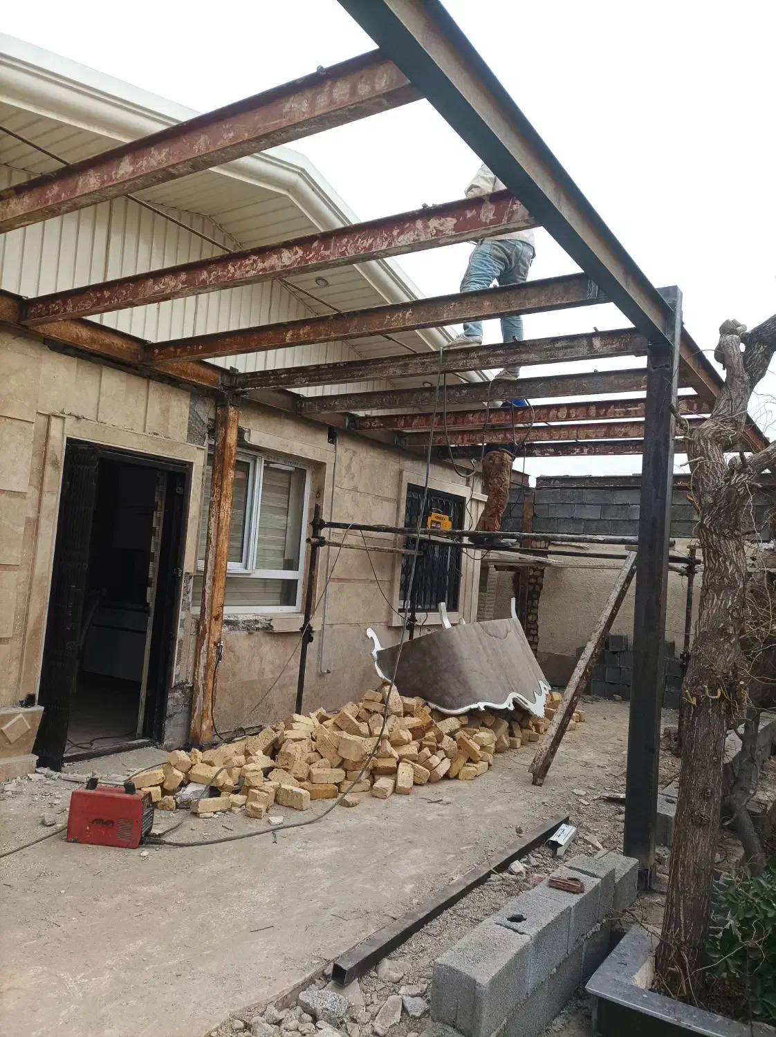 جوشکاری و آهنگری سیار کل مناطق تهران|خدمات پیشه و مهارت|باقرشهر, |دیوار