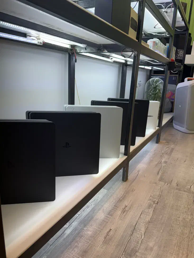 PS4 Slim|کنسول، بازی ویدئویی و آنلاین|مشهد, احمدآباد|دیوار