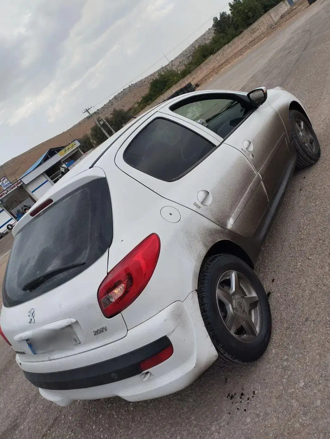 207 مدل 96 دنده ای|خودرو سواری و وانت|خرم‌آباد, |دیوار