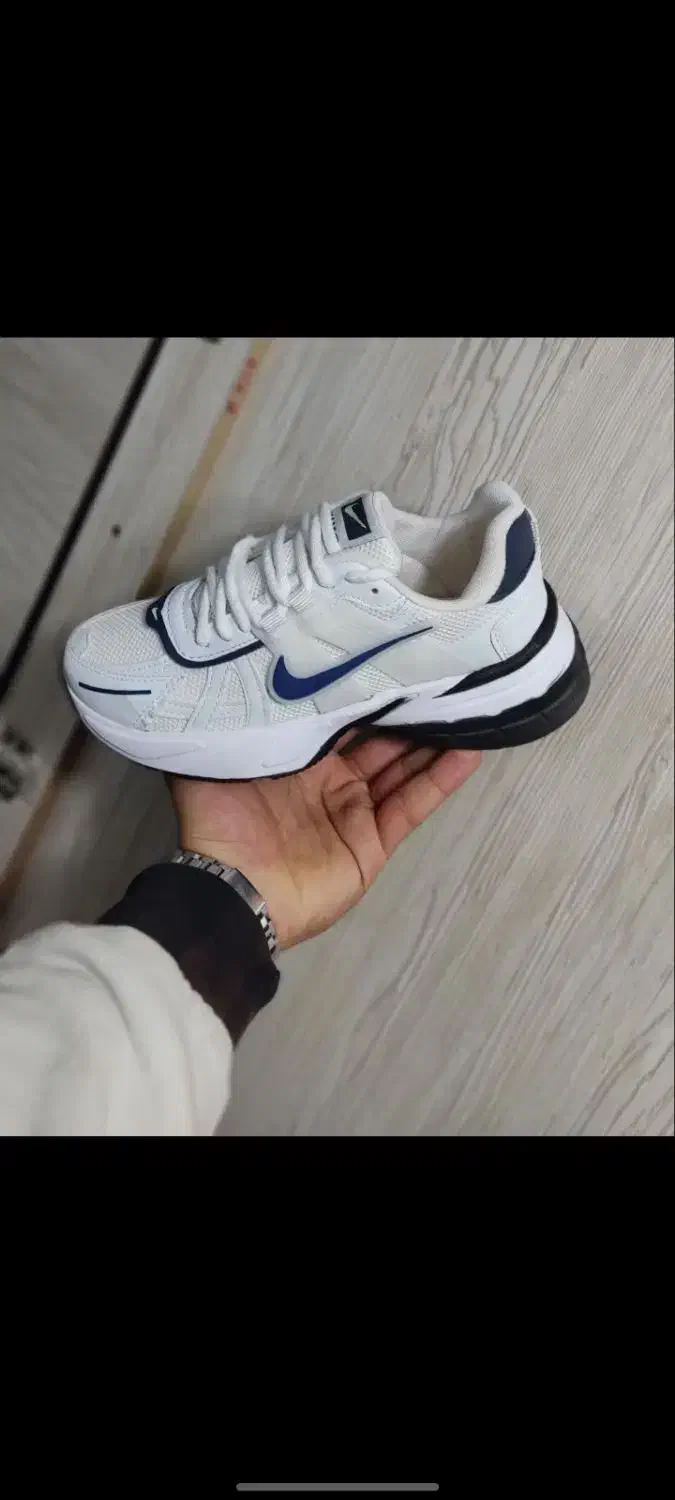 فروش انواع نیم بوت و کفش اسپرت|کیف، کفش، کمربند|خرمآباد, |دیوار