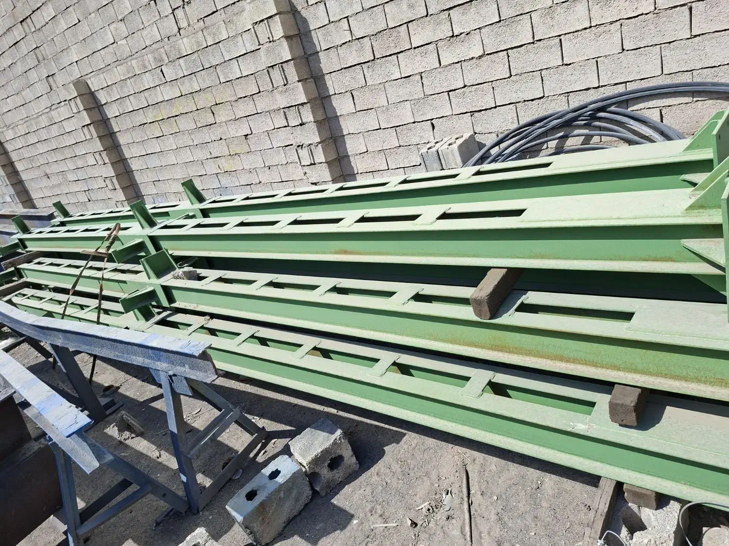 تیر آهن اسکلت ویلا ساختمان سوله  تیر و پل جرثقیل|مصالح و تجهیزات ساختمان|تیران, |دیوار