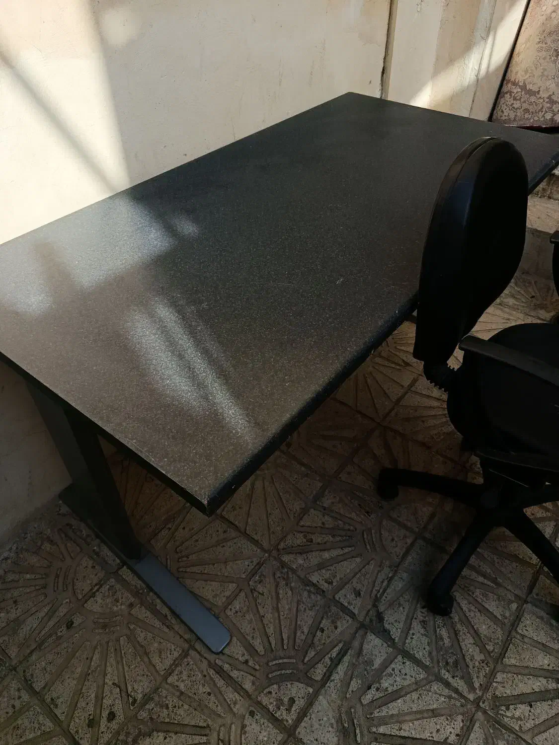 صندلی و میز اداری|مبلمان اداری|پاکدشت, حصار امیر|دیوار