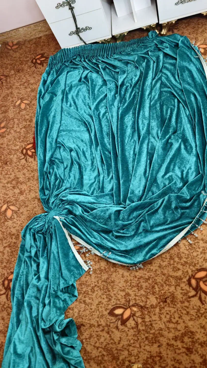 پرده مخمل شانل روز مادر|پرده، رانر، رومیزی|خمینیشهر, |دیوار