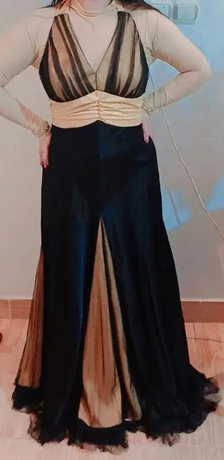 لباس مجلسی|لباس|رشت, حمیدیان|دیوار