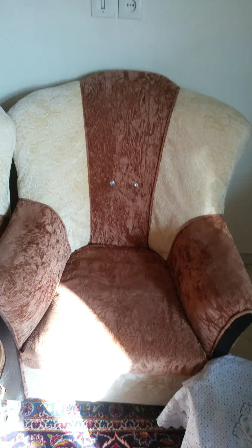 فروش مبل اصفهان برازنده|مبلمان خانگی و میز عسلی|یزدان شهر, |دیوار