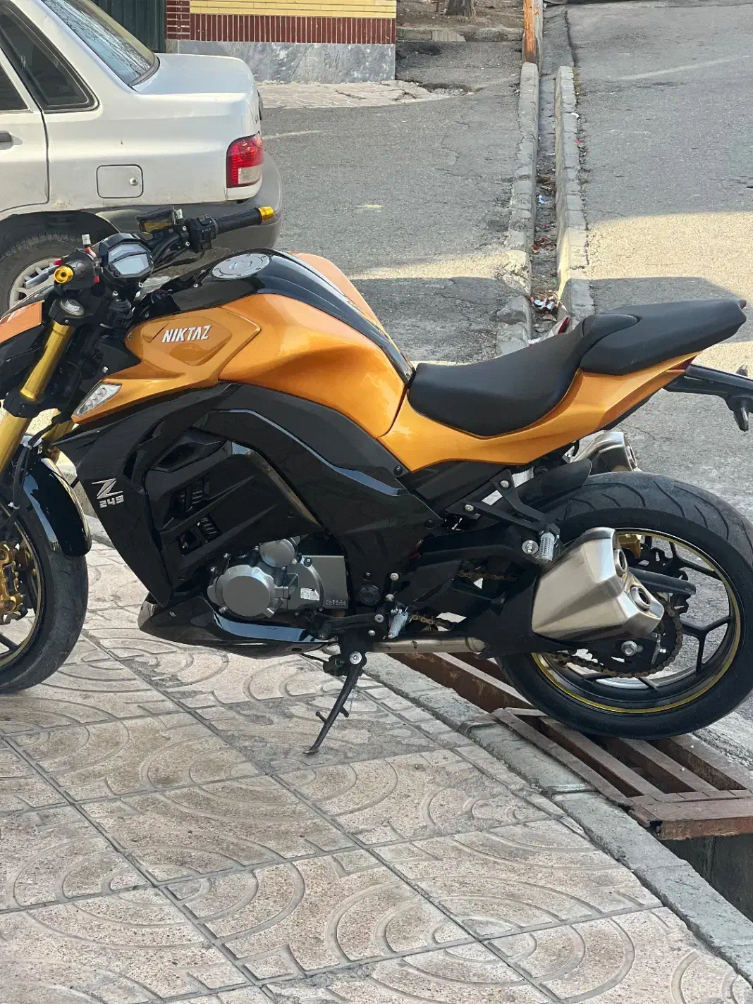 z1000|موتورسیکلت|ارومیه, |دیوار