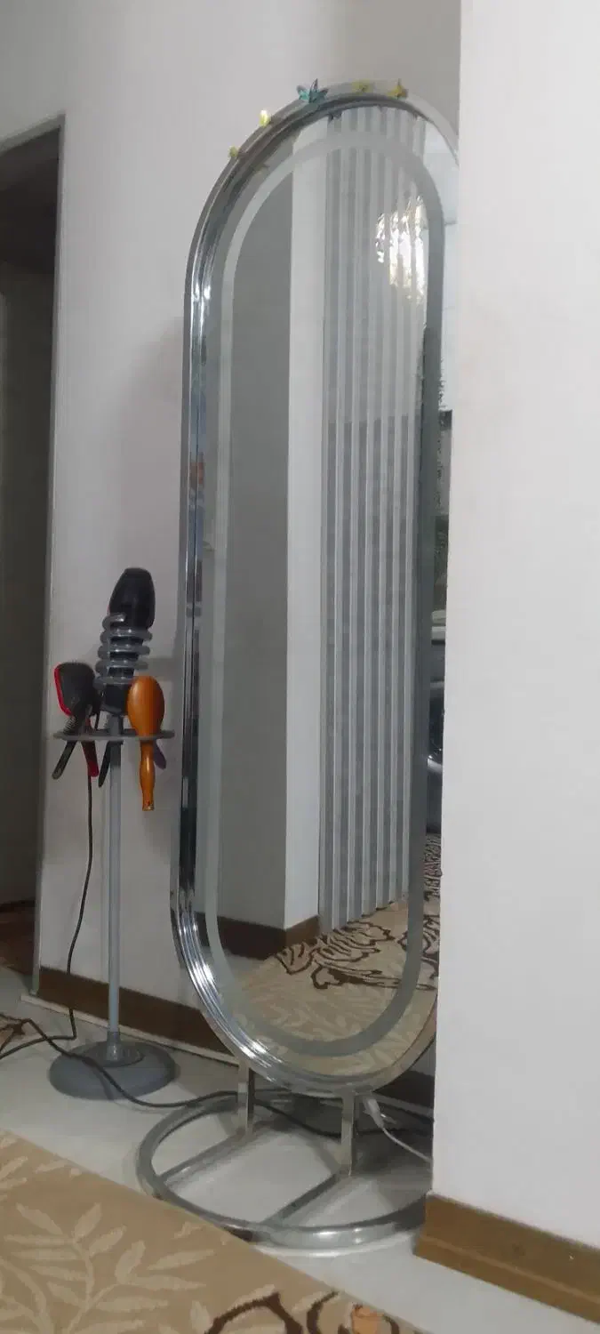 آینه قدی چراغ دار|آینه|ساوه, |دیوار