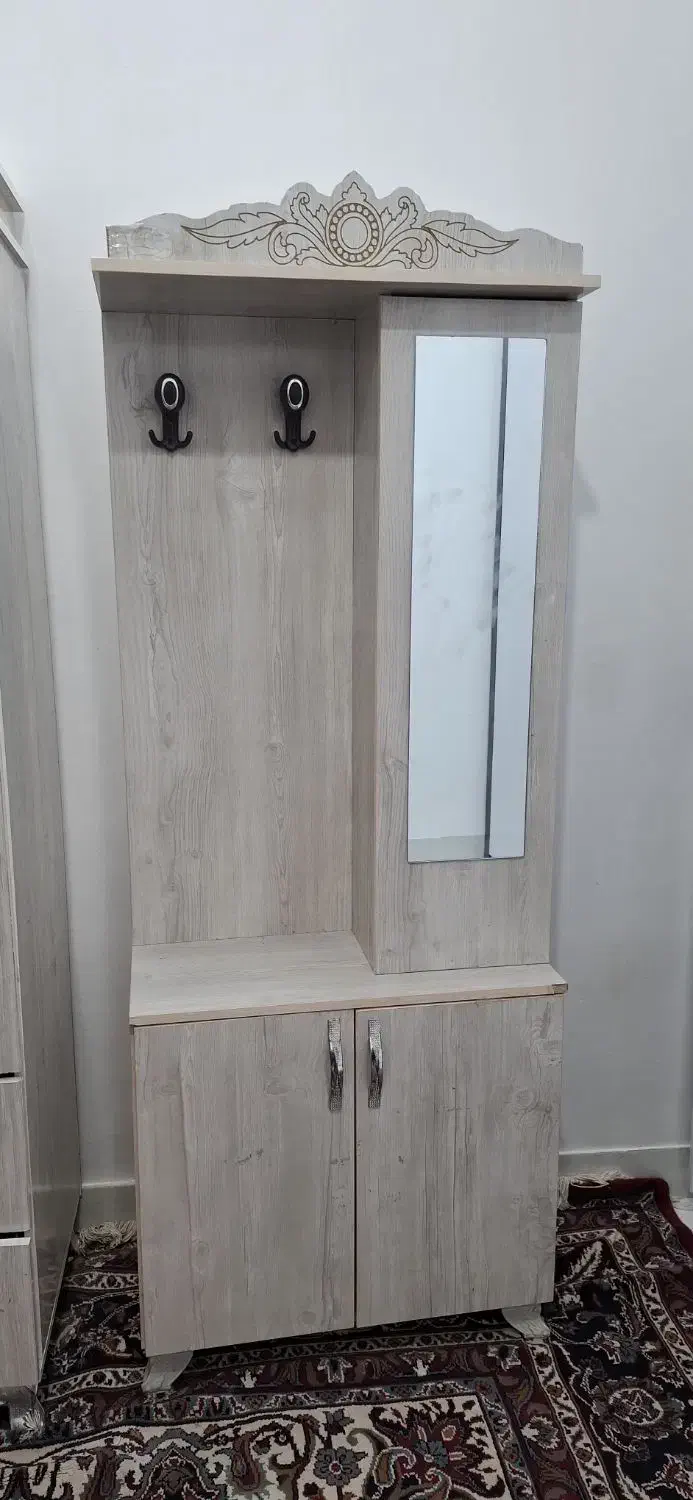 جاکفشی تمیز و نو|جاکفشی، کمد، دراور|زاهدان, |دیوار